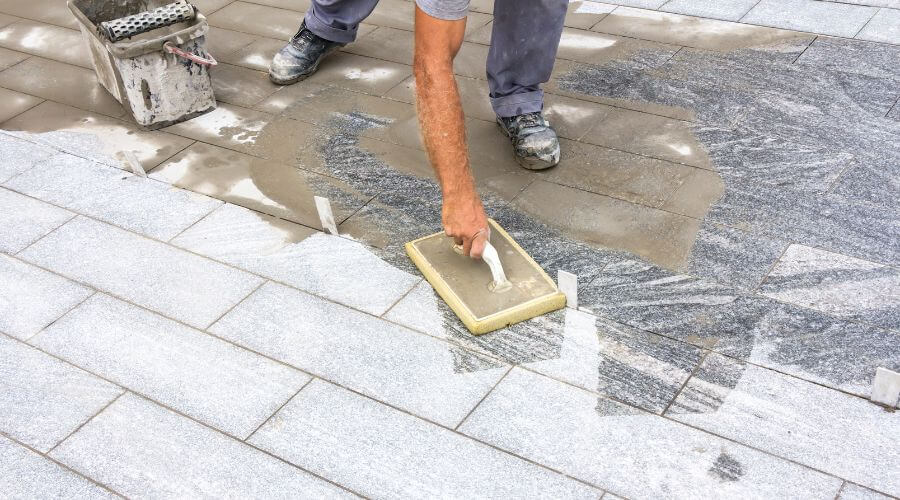 Professional gutter cleaning in Naselle, WA